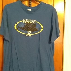 Men's Megellan tee in size XL
